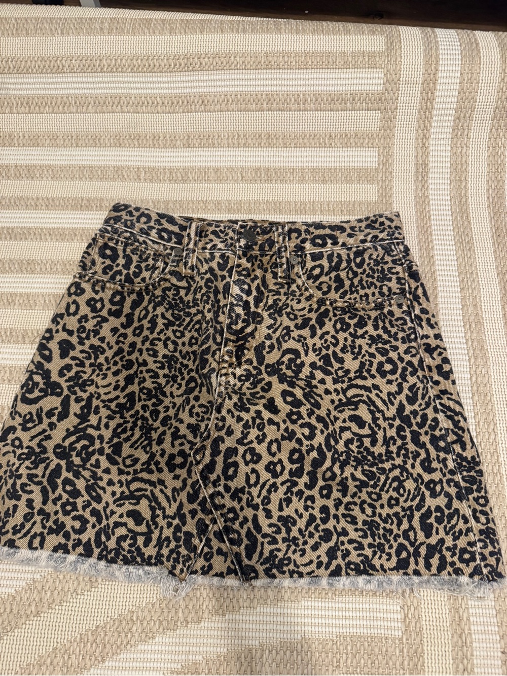 Leopard Print A-Line Mini Skirt - Tan/Black